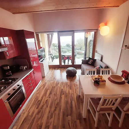 Terraced House With Private Garden Roe
