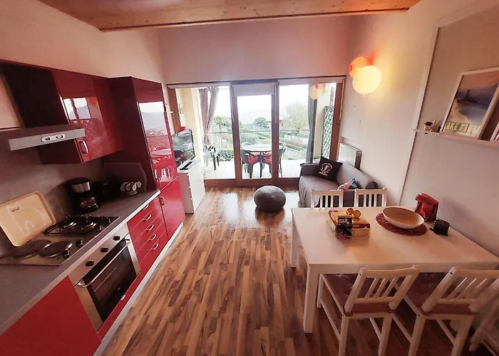 Terraced House With Private Garden Roe